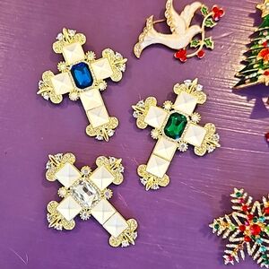 Luxury Christmas Brooches 🎄